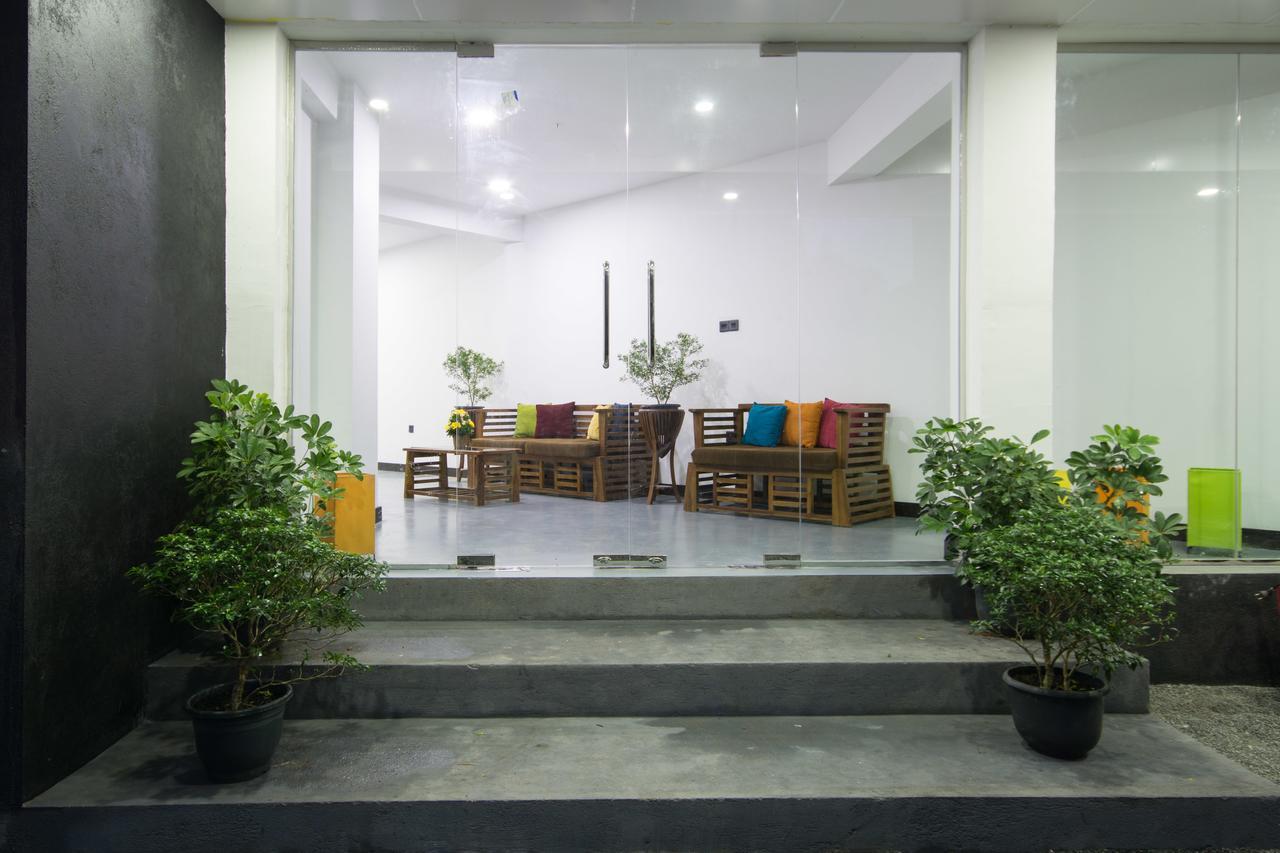 Avora Hotel Kandy Extérieur photo