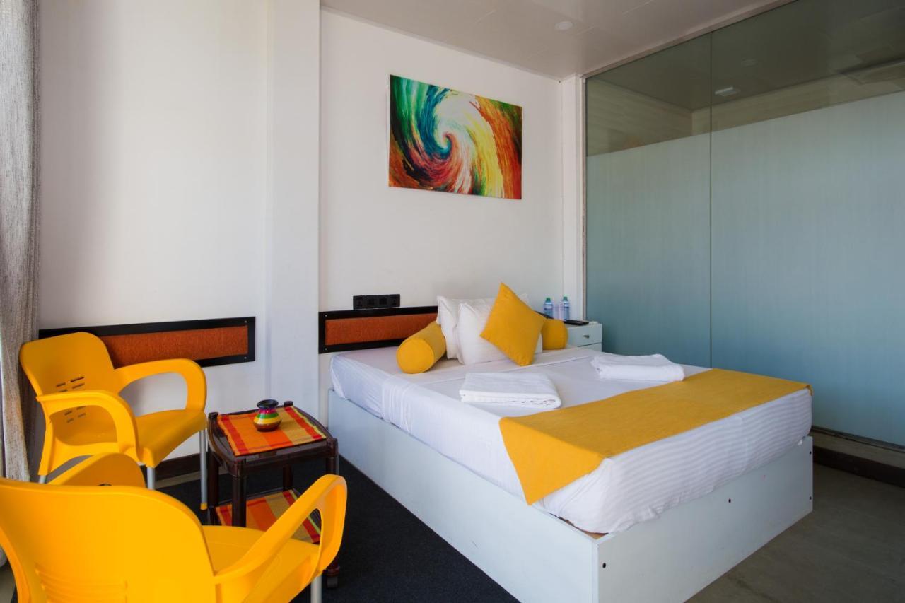 Avora Hotel Kandy Extérieur photo